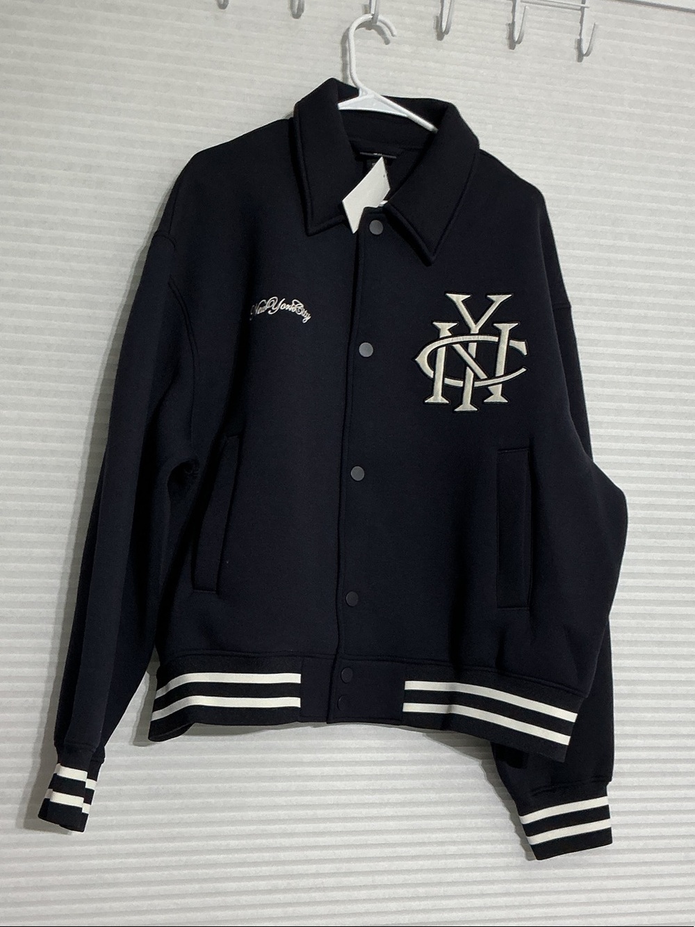 New York Yankees MLB navy snap front jacket embroidered by logo